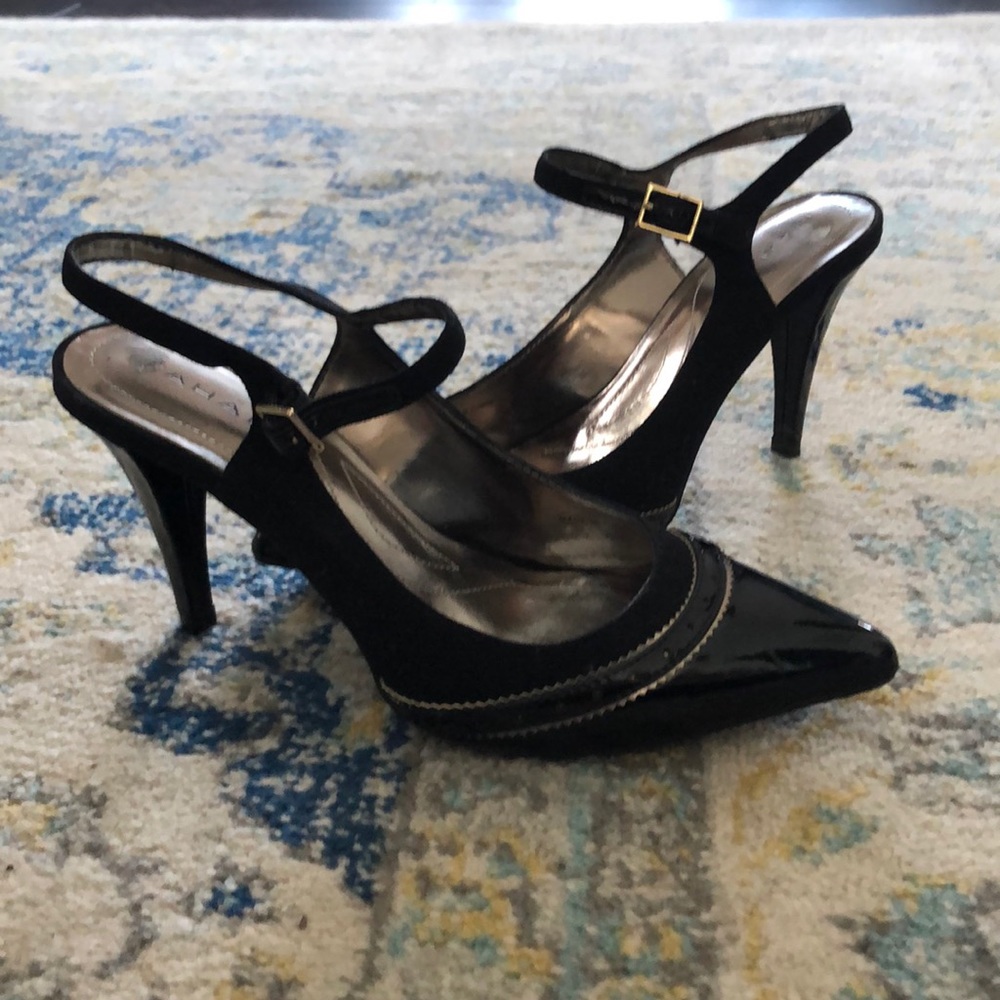 Black detailed heels